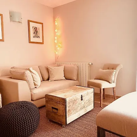 Le 104 St Privat Saint-Privat-de-Champclos