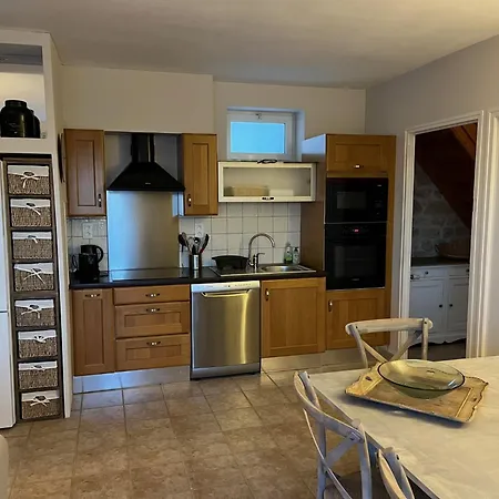 Le 104 St Privat 3* Saint-Privat-de-Champclos