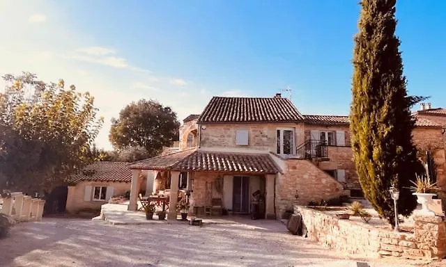 Le 104 St Privat Appart hôtel