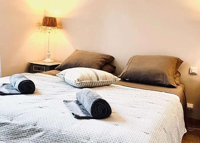 Apartmanhotel Le 104 St Privat Saint-Privat-de-Champclos